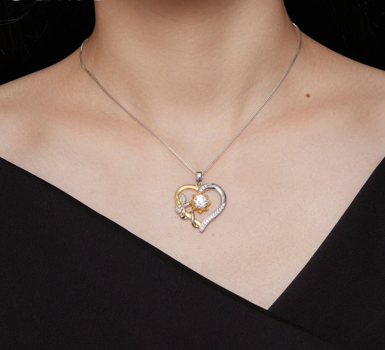 Heart Shape Flower 1Ct Moissanite Pendant Necklace