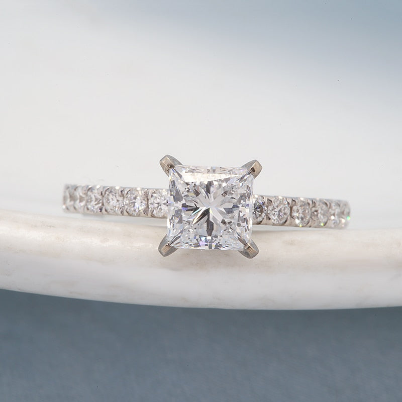  A stunning 1.092ct Princess Cut Lab Grown Diamond Engagement Ring