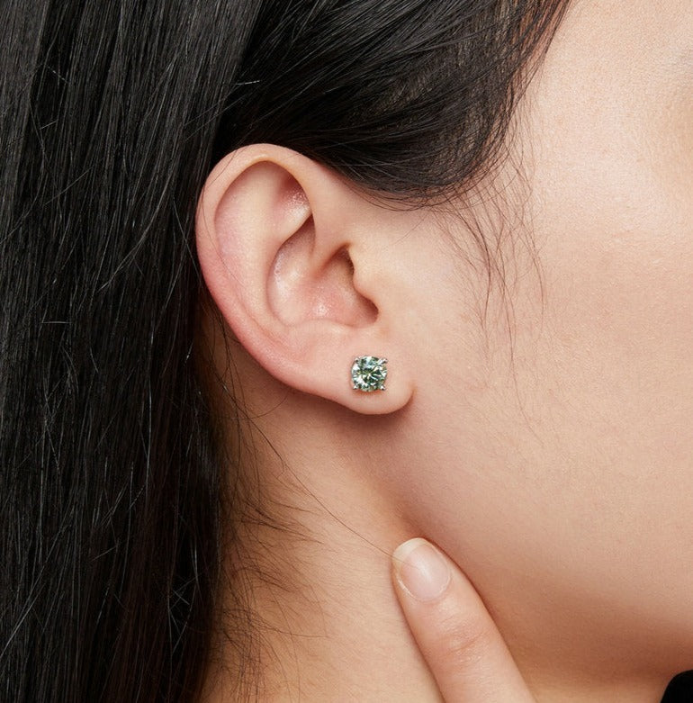 Four Claws Green Moissanite Earrings