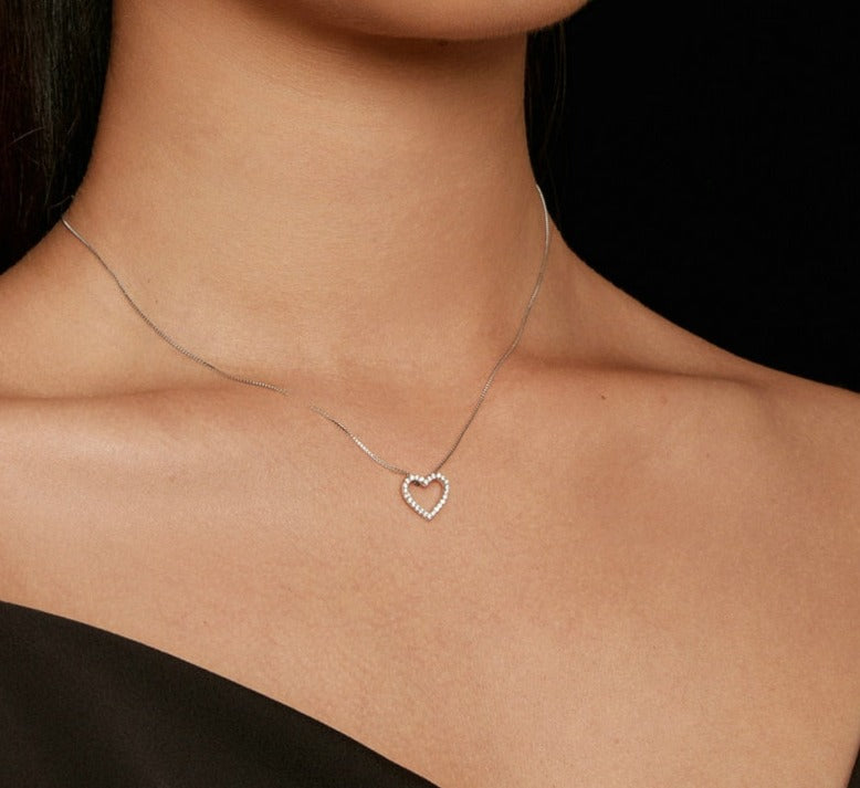Tanisy Heart Pendant Necklaces for women
